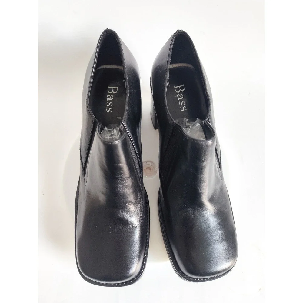 Bass Loafers 8 Square Toe 90s Block Heel Black Leather Vintage Shooties Retro